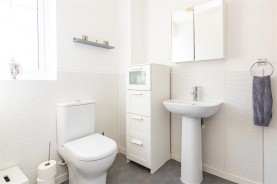 Images for Virginia Crescent, Burton Latimer
