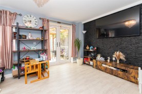 Images for Little Colliers Field, Great Oakley, Corby