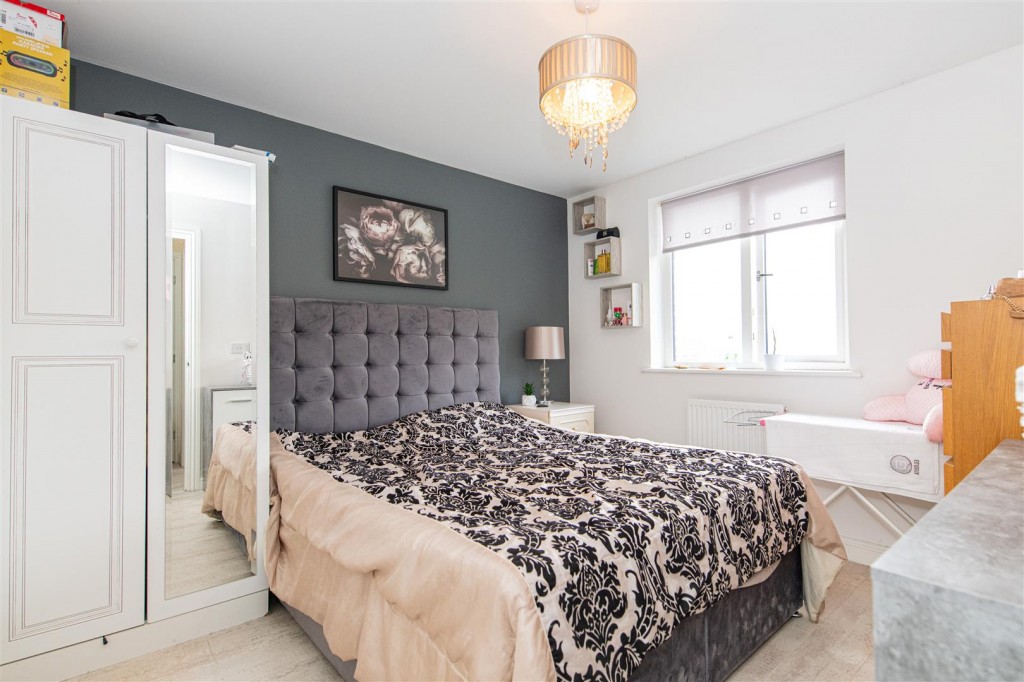 Images for Little Colliers Field, Great Oakley, Corby EAID:oscarjamesapi BID:4