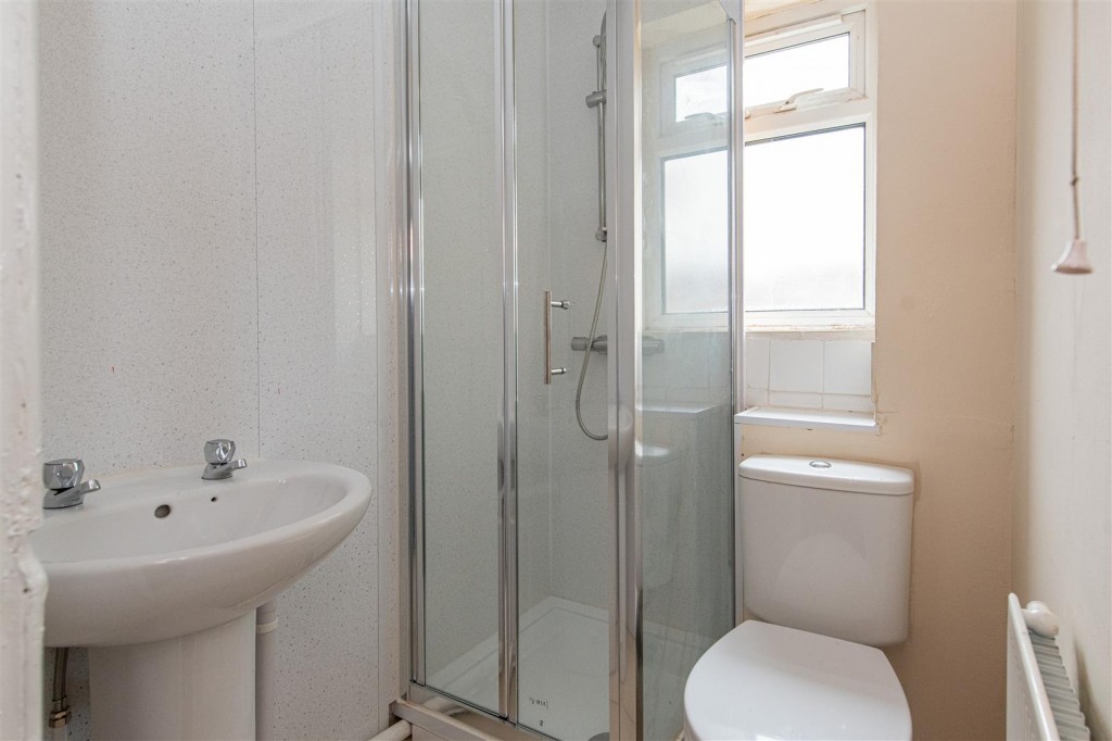 Images for Kelvin Grove, Corby EAID:oscarjamesapi BID:4