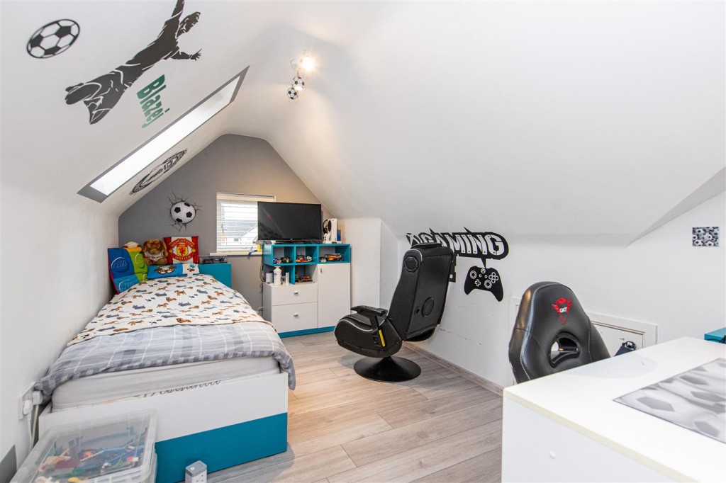 Images for Barra Walk, Corby EAID:oscarjamesapi BID:4
