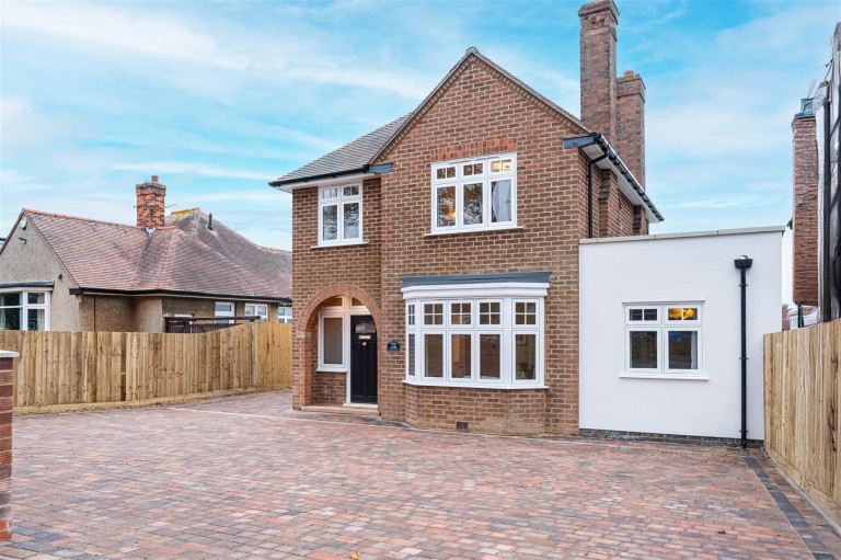 Gipsy Lane, Kettering - EAID:oscarjamesapi, BID:2