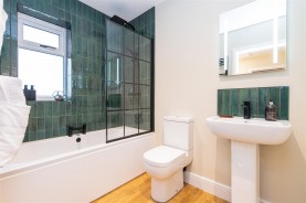 Images for Gipsy Lane, Kettering