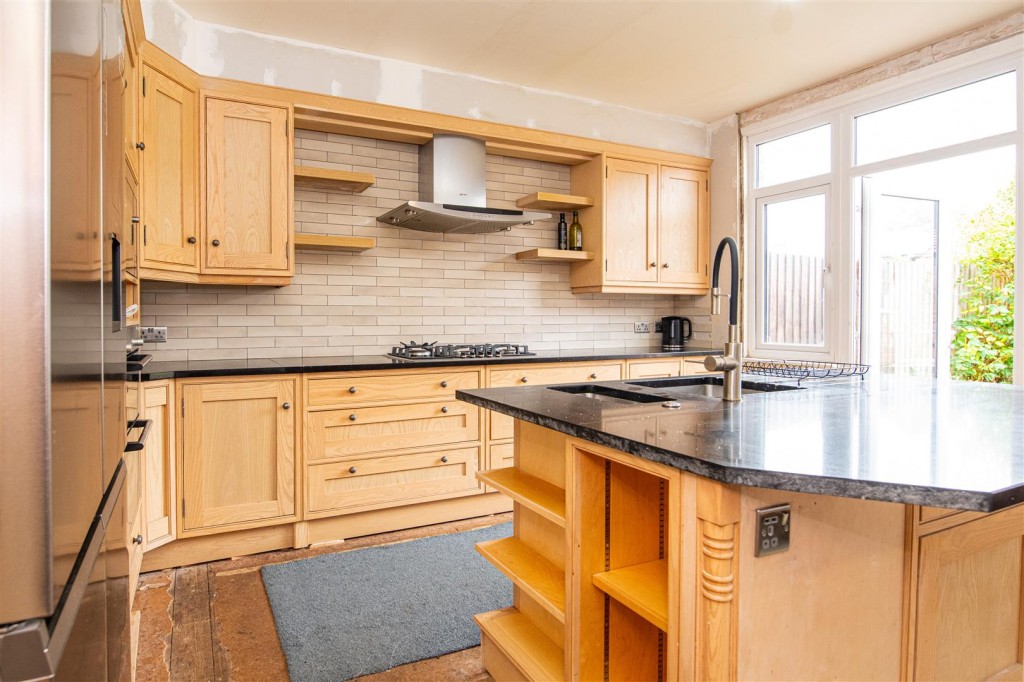 Images for Northampton Road, Wellingborough EAID:oscarjamesapi BID:6