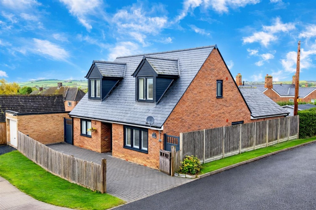 Images for Sawpit Lane, Great Easton EAID:oscarjamesapi BID:5