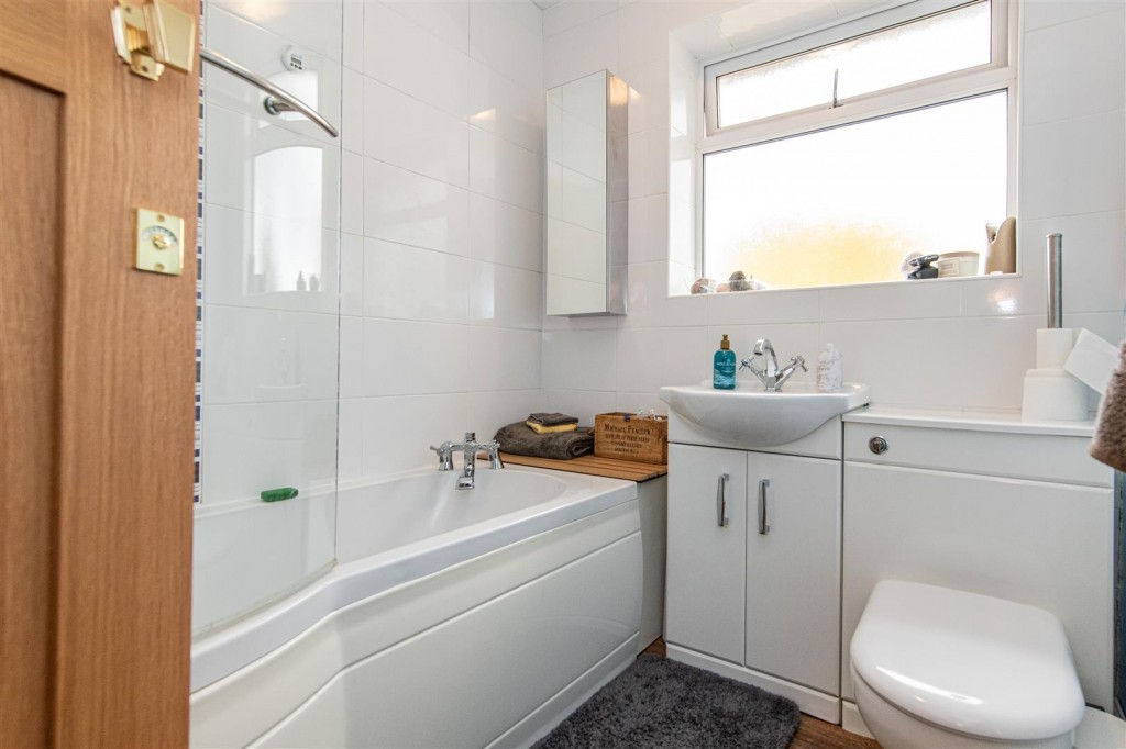 Images for Fourth Avenue, Wellingborough EAID:oscarjamesapi BID:6