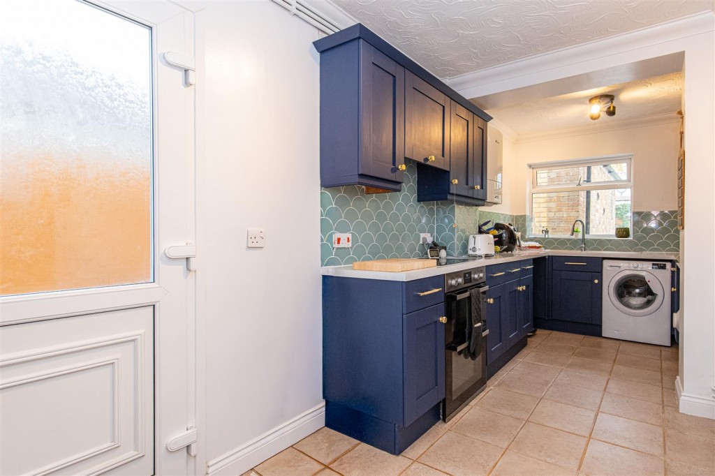 Images for Fourth Avenue, Wellingborough EAID:oscarjamesapi BID:6