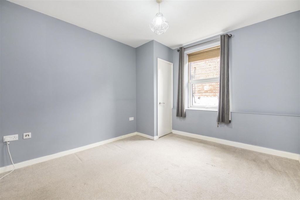 Images for Silver Street, Kettering EAID:oscarjamesapi BID:2