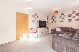 Images for Spriggs Close, Burton Latimer