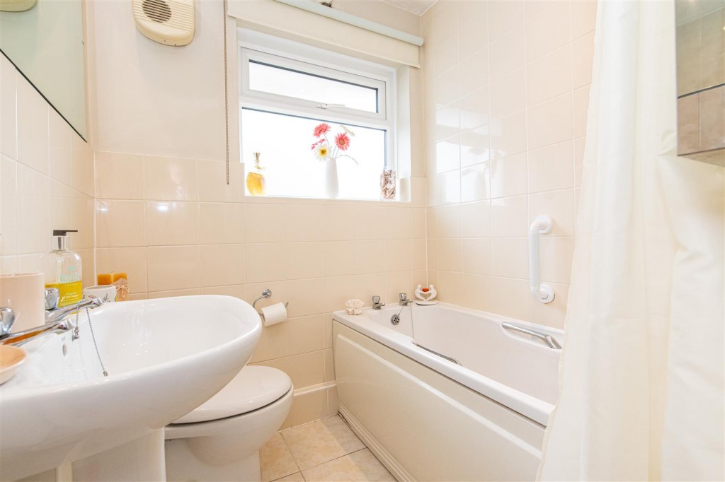 Images for Lumbertubs Lane, Northampton EAID:oscarjamesapi BID:1