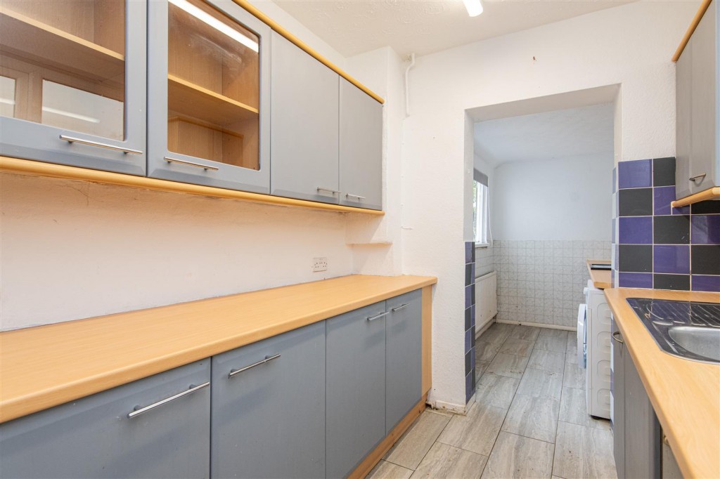 Images for Wellingborough Road, Rushden EAID:oscarjamesapi BID:8