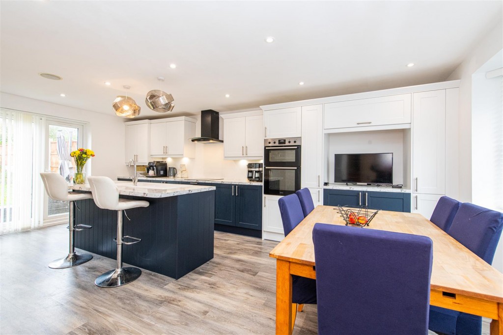 Images for Kelso Close, Oakley Vale, Corby EAID:oscarjamesapi BID:4