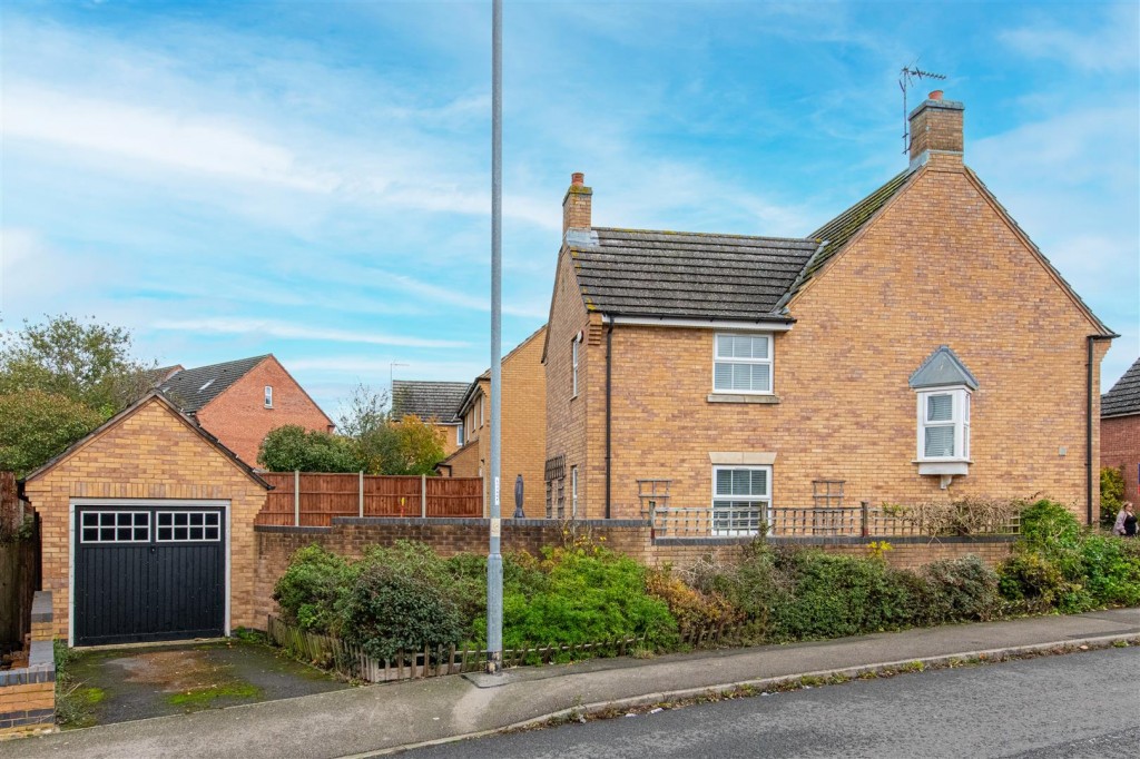 Images for Kelso Close, Oakley Vale, Corby EAID:oscarjamesapi BID:4