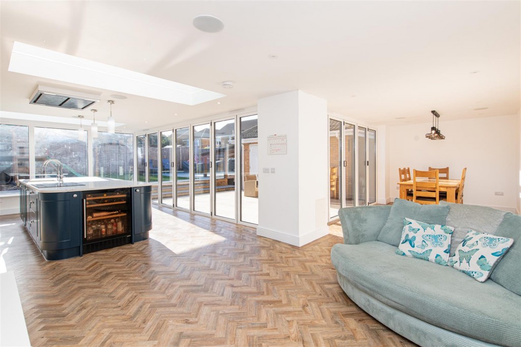 Images for Aintree Drive, Rushden EAID:oscarjamesapi BID:8