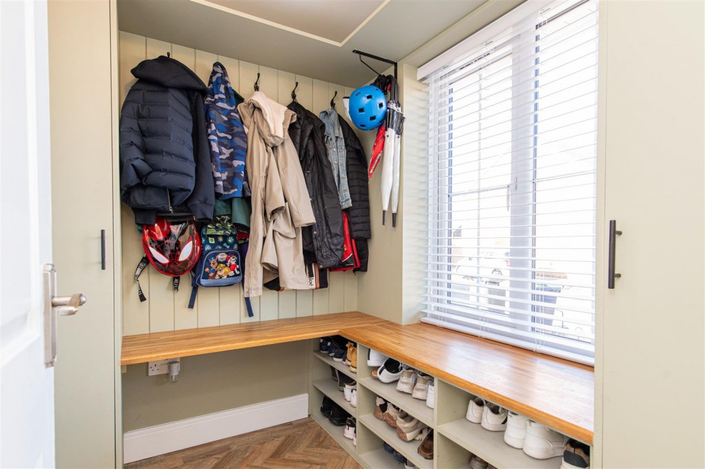 Images for Aintree Drive, Rushden EAID:oscarjamesapi BID:8