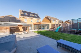 Images for Aintree Drive, Rushden