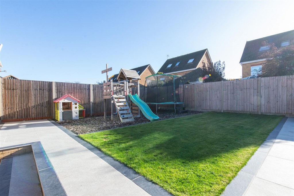 Images for Aintree Drive, Rushden EAID:oscarjamesapi BID:8