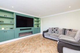 Images for Aintree Drive, Rushden