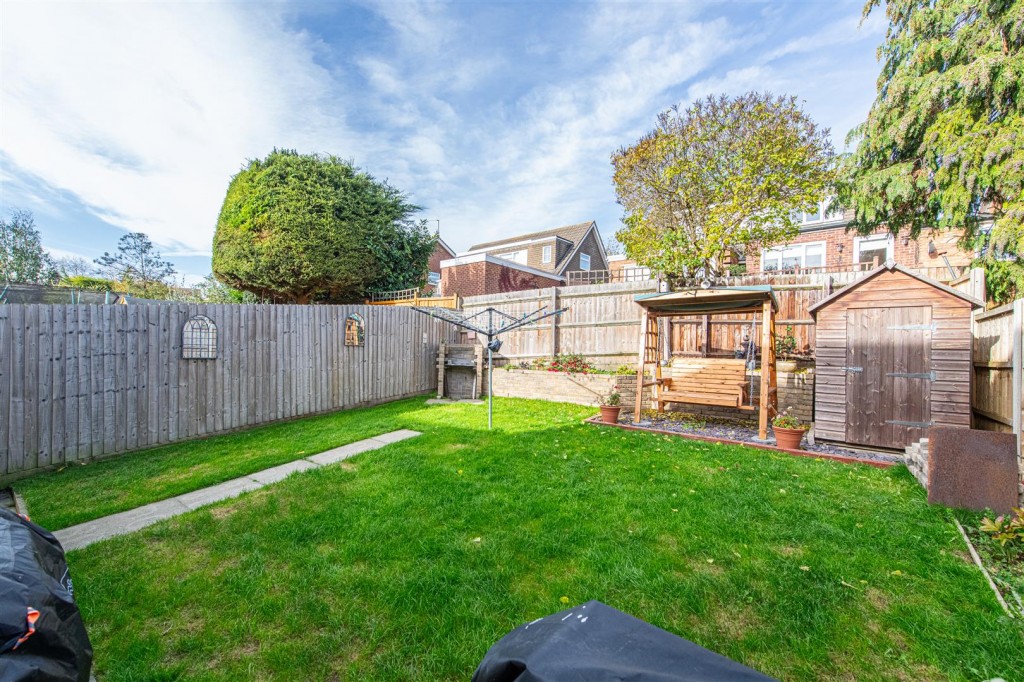 Images for Thruxton Drive, Parklands, Northampton EAID:oscarjamesapi BID:1