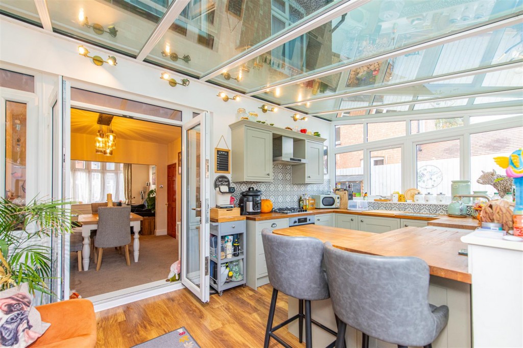 Images for Milton Street, Higham Ferrers EAID:oscarjamesapi BID:8