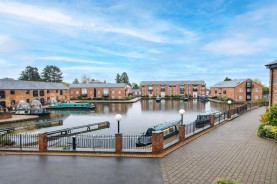 Images for Canalside, Market Harborough