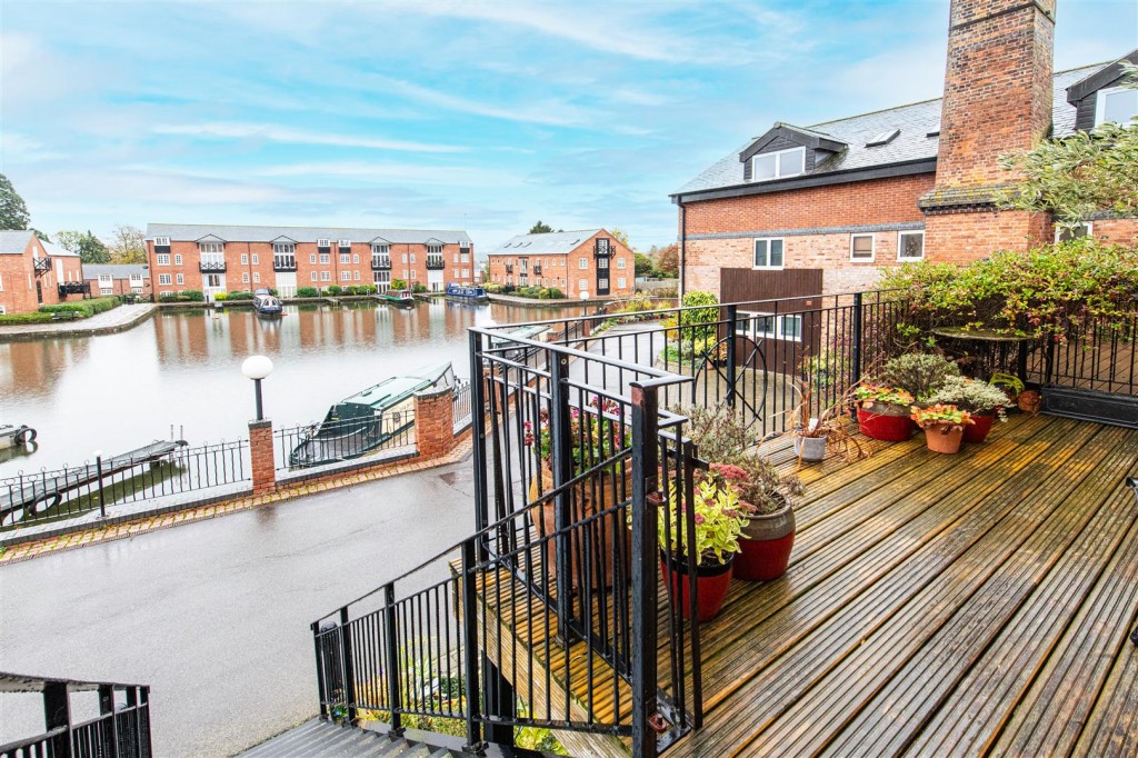 Images for Canalside, Market Harborough EAID:oscarjamesapi BID:5