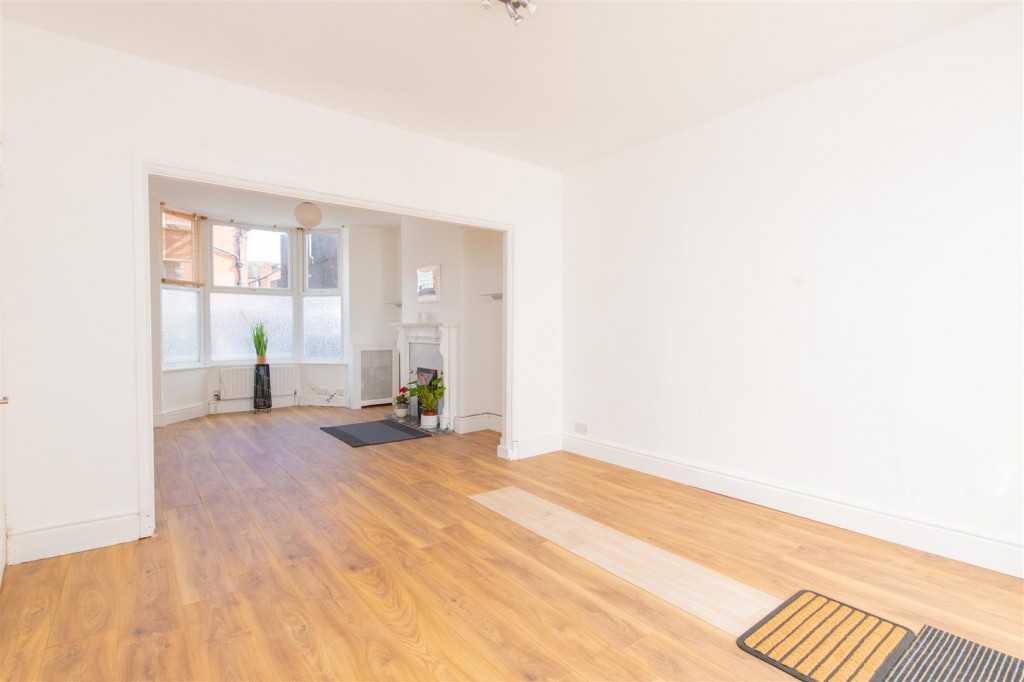 Images for Spencer Road, Rushden EAID:oscarjamesapi BID:8