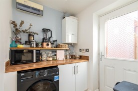 Images for Lydden Close, Burton Latimer