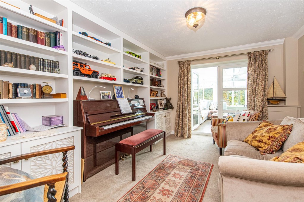 Images for Deenethorpe Village, East Northamptonshire EAID:oscarjamesapi BID:4