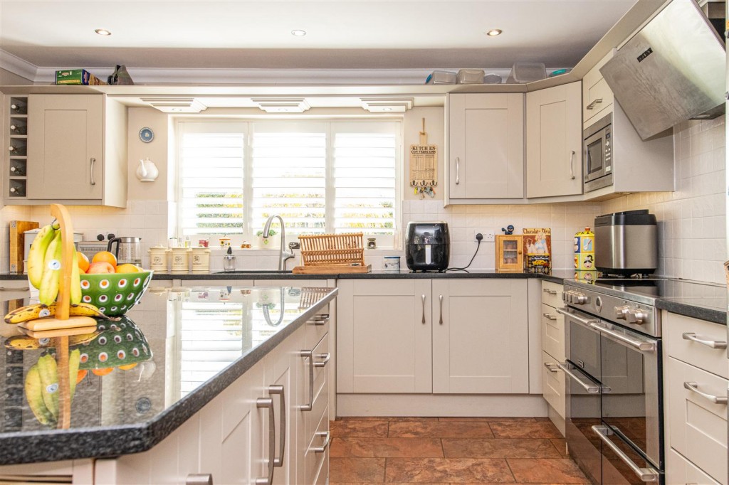 Images for Deenethorpe Village, East Northamptonshire EAID:oscarjamesapi BID:4