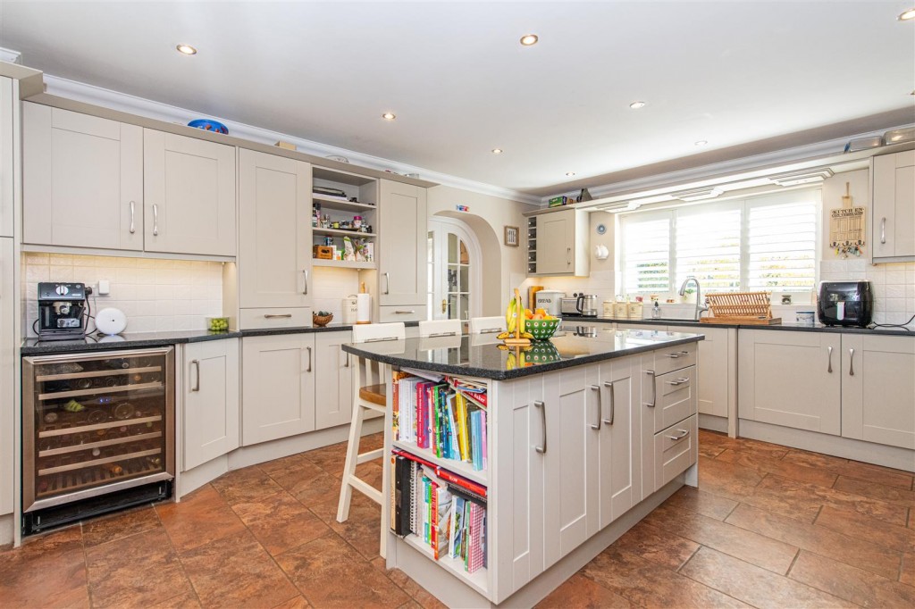 Images for Deenethorpe Village, East Northamptonshire EAID:oscarjamesapi BID:4