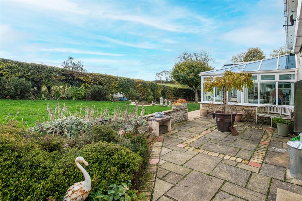 Images for Deenethorpe Village, East Northamptonshire EAID:oscarjamesapi BID:4