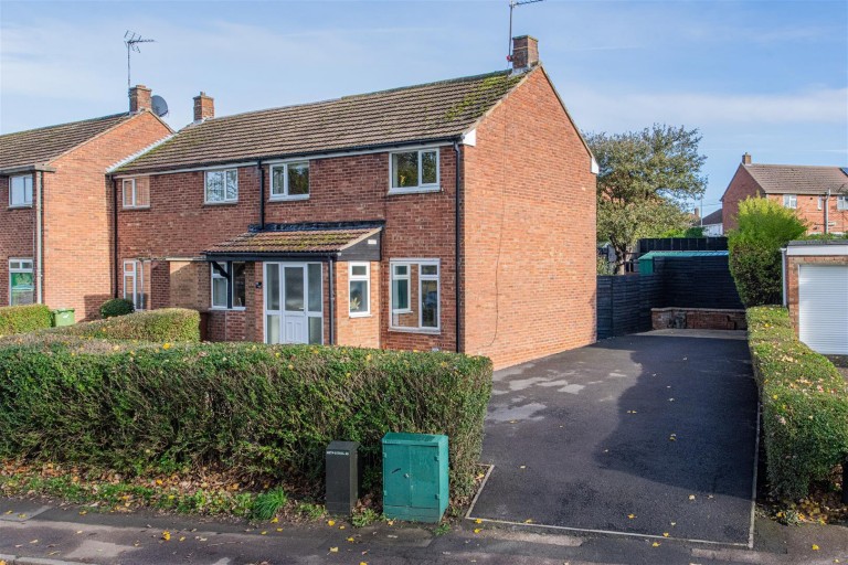 Kingsthorpe Avenue, Corby - EAID:oscarjamesapi, BID:4