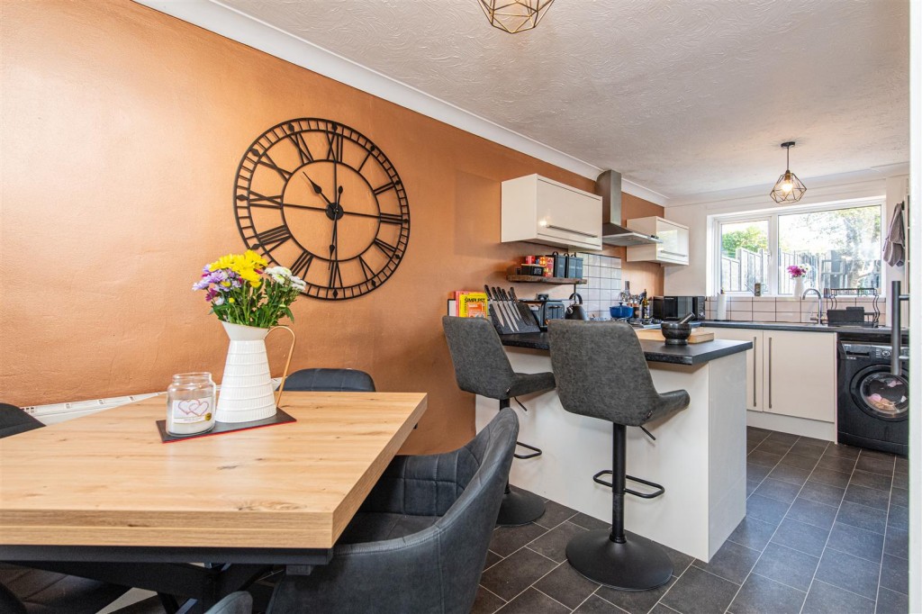 Images for Kingsthorpe Avenue, Corby EAID:oscarjamesapi BID:4