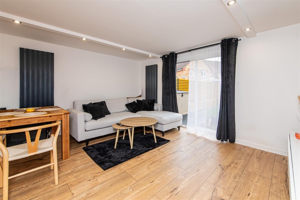 Images for Sandringham Close, Wellingborough EAID:oscarjamesapi BID:6