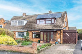 Images for Essex Gardens, Market Harborough