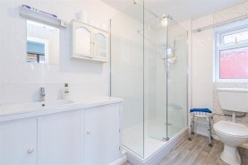 Images for Essex Gardens, Market Harborough