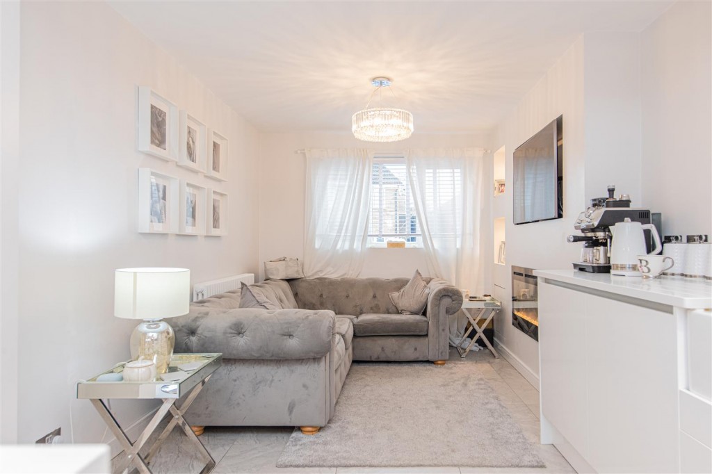 Images for Blackwell Hill, Northampton EAID:oscarjamesapi BID:1