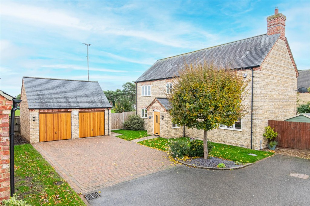 Images for Avenue Farm Close, Gretton EAID:oscarjamesapi BID:4