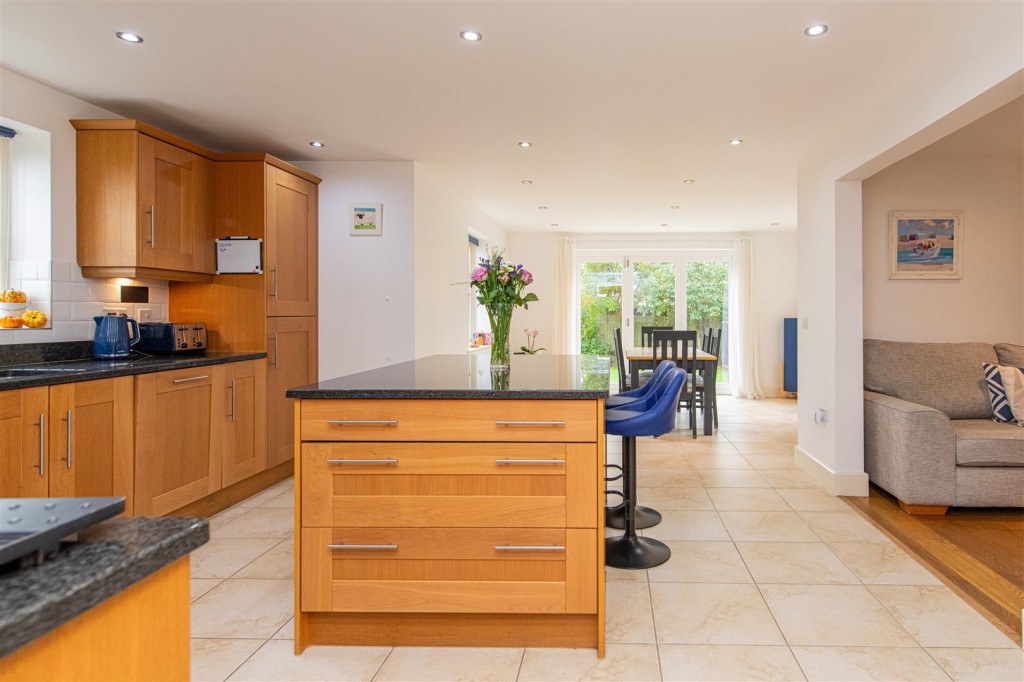 Images for Avenue Farm Close, Gretton EAID:oscarjamesapi BID:4