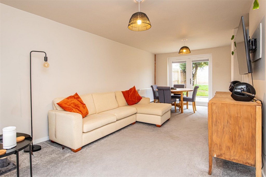 Images for Eastbourne Avenue, Corby EAID:oscarjamesapi BID:4