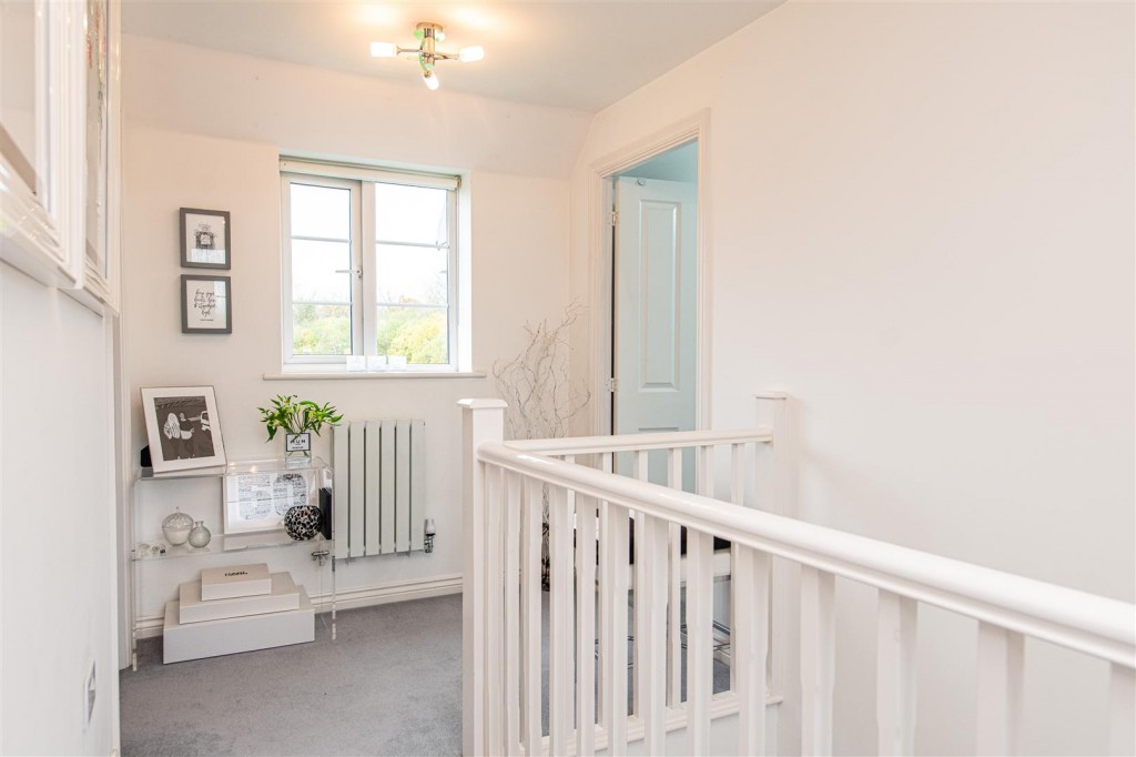 Images for Arden Close EAID:oscarjamesapi BID:4