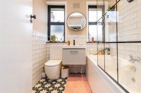 Images for Nest Lane, Wellingborough