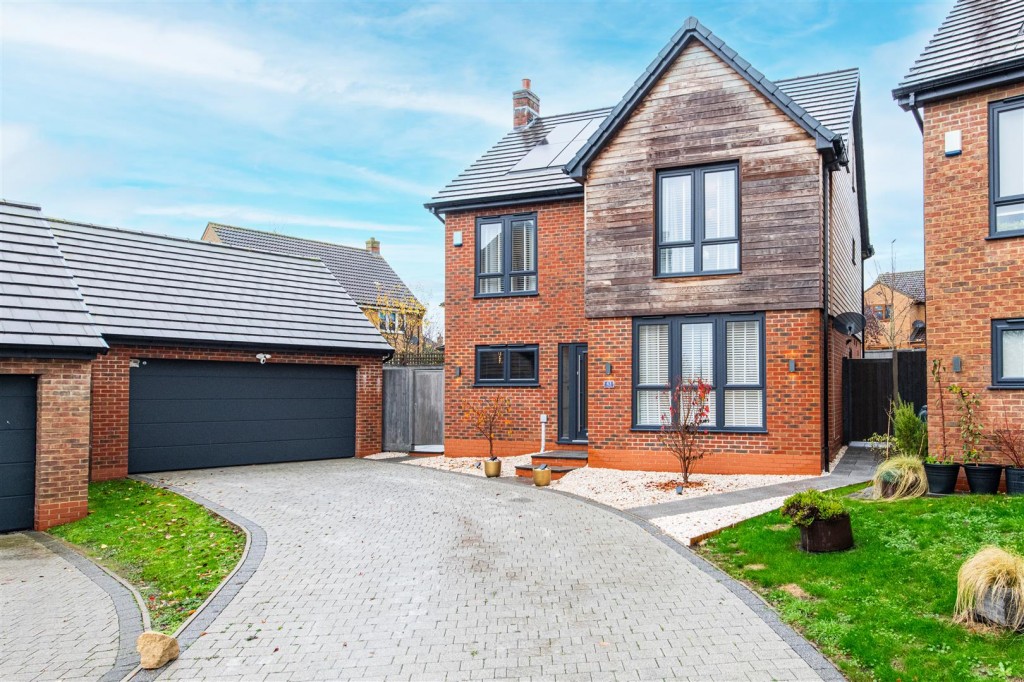 image of 43, Yateley Drive