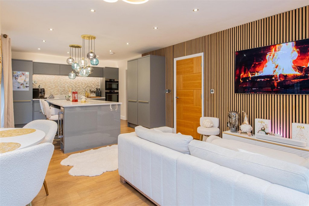 Images for Yateley Drive, Barton Seagrave EAID:oscarjamesapi BID:3