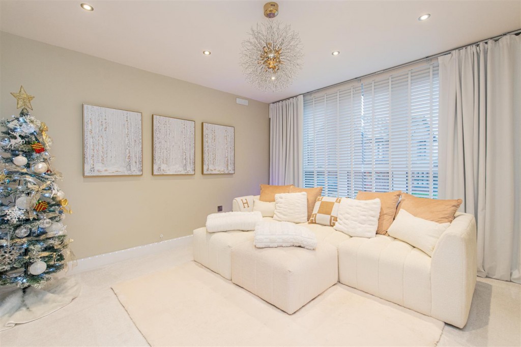 Images for Yateley Drive, Barton Seagrave EAID:oscarjamesapi BID:3