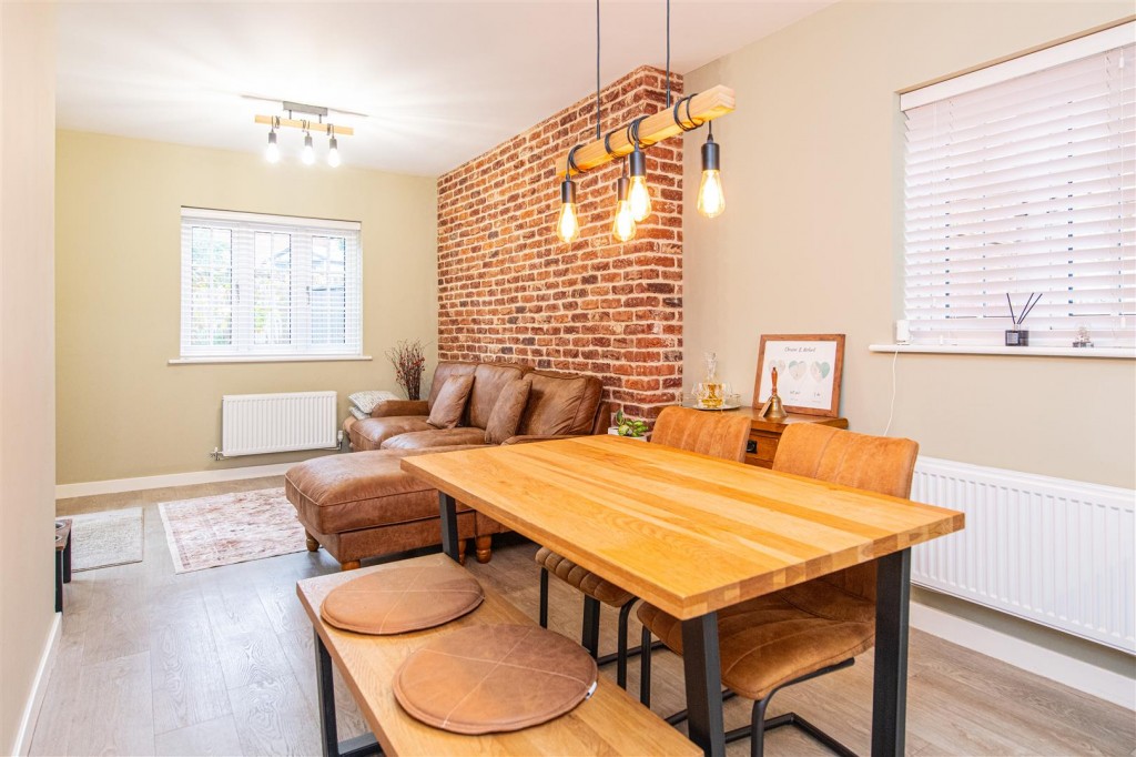 Images for Pianoforte Road, Roade, Northampton EAID:oscarjamesapi BID:1