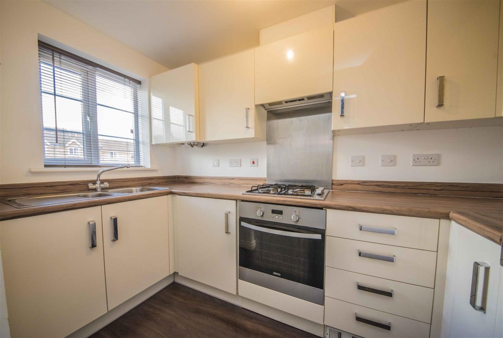 Images for Clarendon Close, Little Stanion EAID:oscarjamesapi BID:4