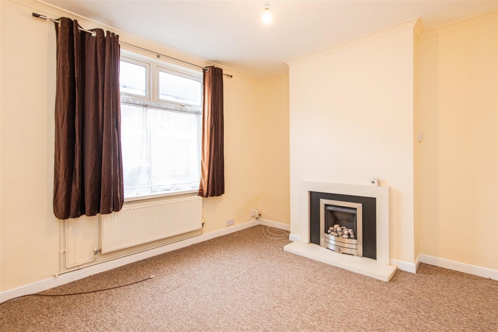 Images for Regent Street, Kettering EAID:oscarjamesapi BID:2