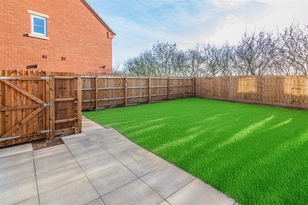 Images for Hayway, Off Honeysuckle Way, Raunds EAID:oscarjamesapi BID:3